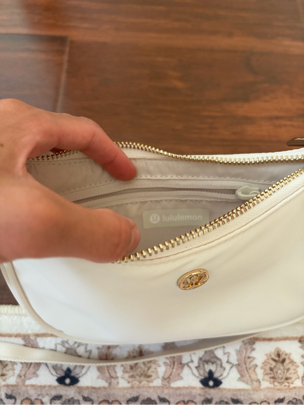 lululemon Cream Mini Shoulder Bag - Picture 4 of 4